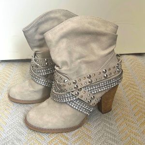 Not Rated slouchy bling boot SIZE//7.5
